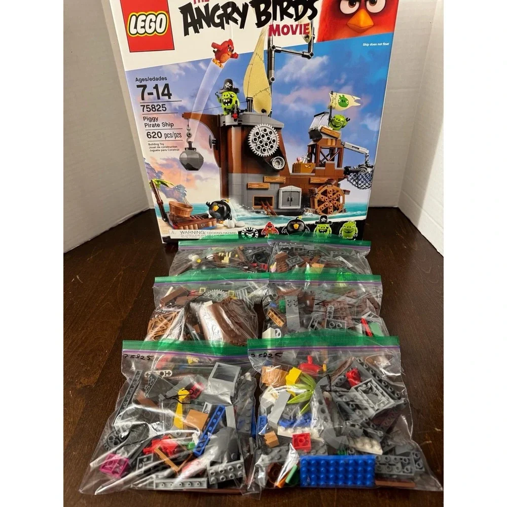 LEGO The Angry Birds Movie 75825 Piggy Pirate Ship 100% Complete w/Box No Manual